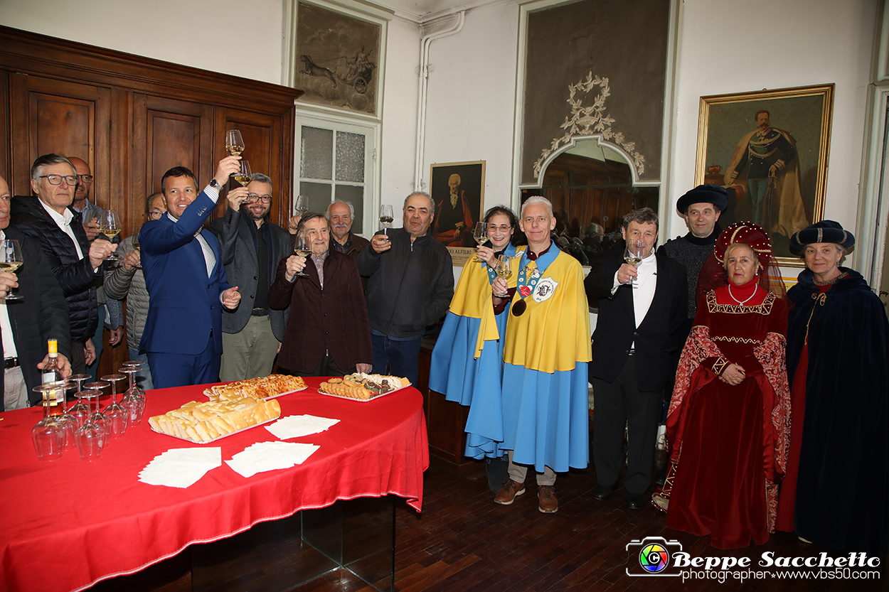 VBS_6899 - Fiera Storica di San Giuseppe 2024 - Alla Corte del Vino Barbera...la Salsiccia di Bra.jpg